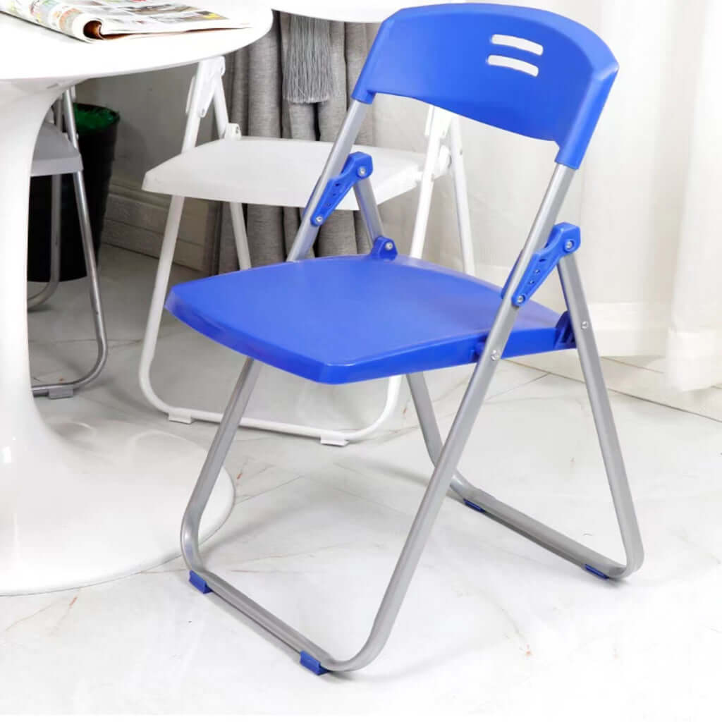 Metal Outdoor Chairs – Perfect for Stylish Dining Tables – On Sale Now